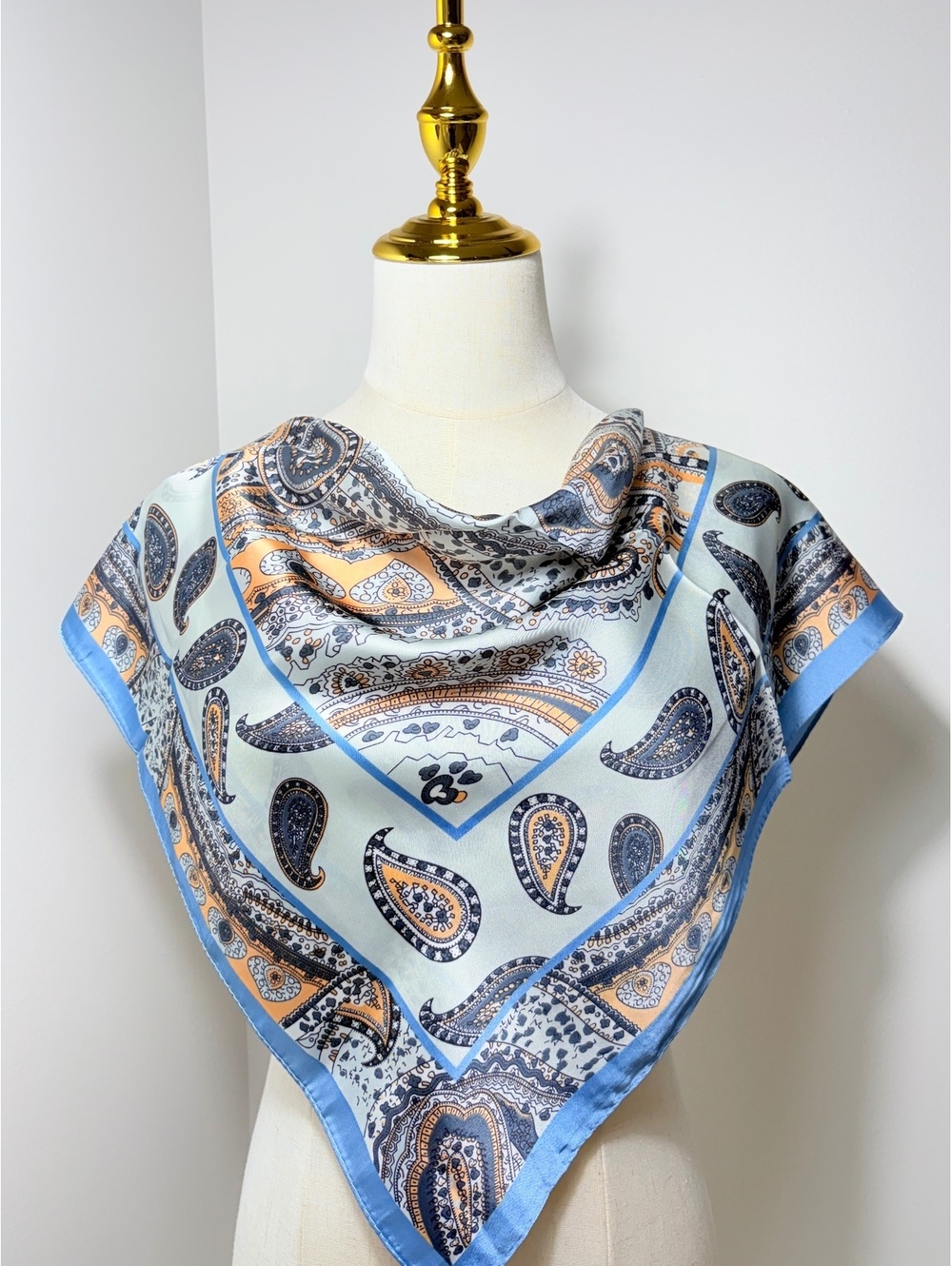 Elegant Blue and Beige Paisley Scarf - Lightweight Fashion Accessory